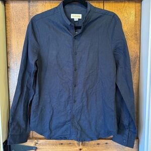 Kuegou Men's Navy Button Down Size M